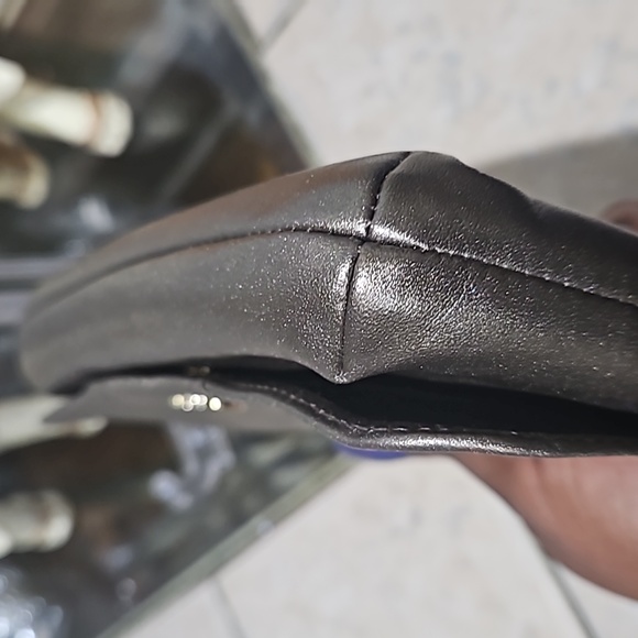 COACH Ashley Wristlet EUC - Picture 8 of 11